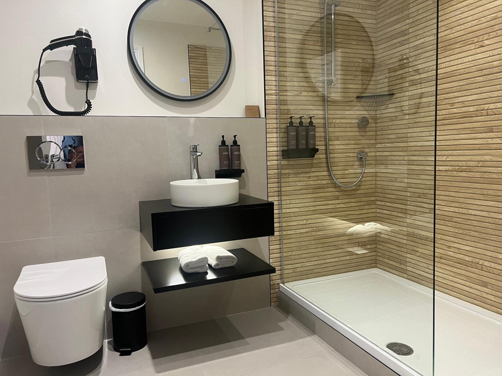 Qudos Hotel Salisbury Luaran gambar