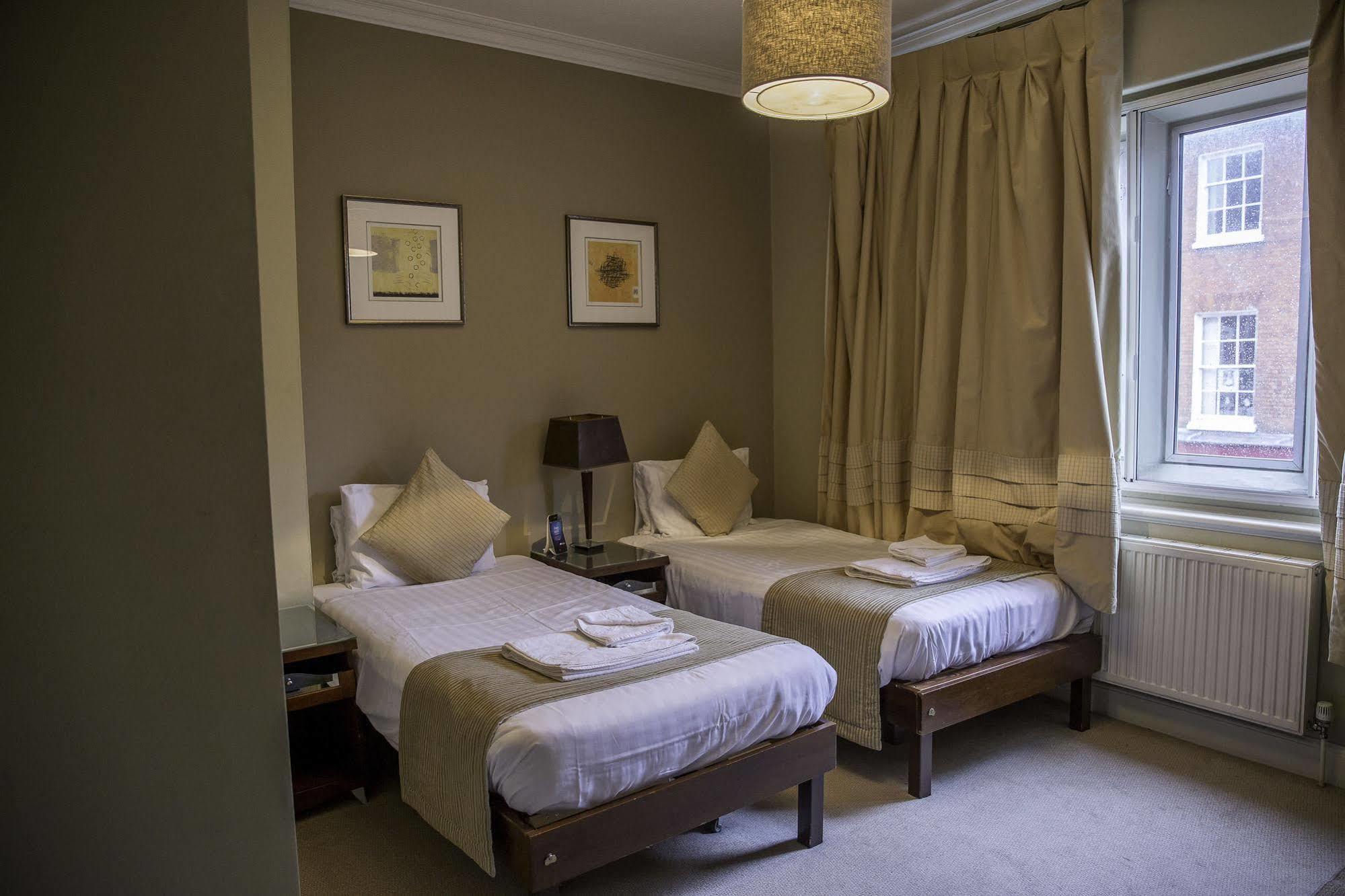 Qudos Hotel Salisbury Luaran gambar